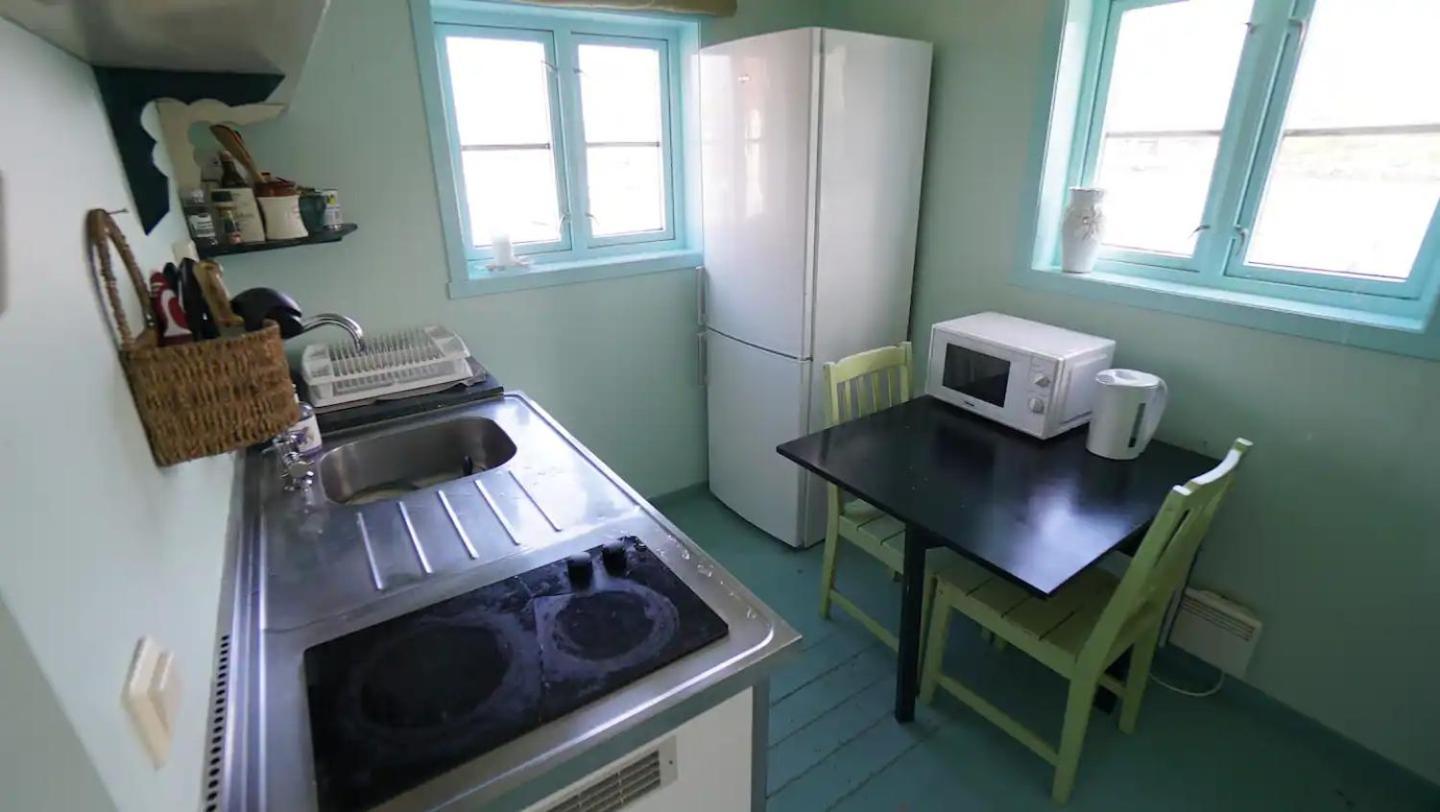 Real Fisherman'S Cabins In Ballstad, Lofoten Esterno foto