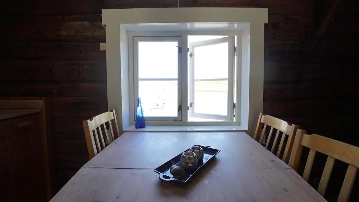 Real Fisherman'S Cabins In Ballstad, Lofoten Esterno foto