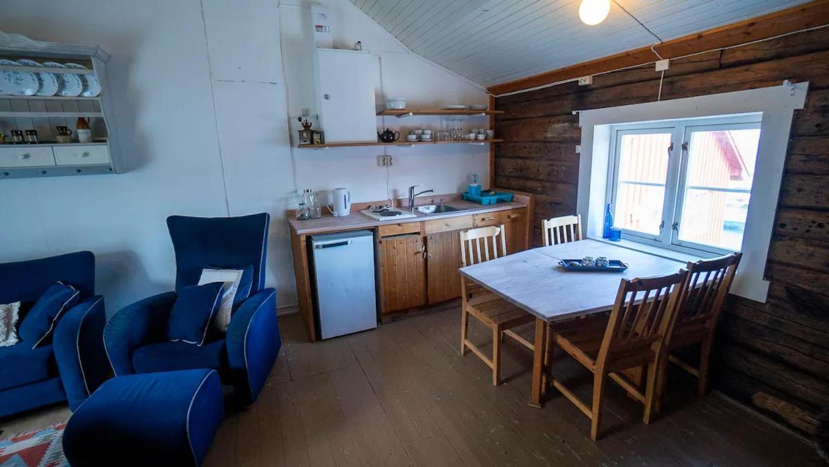 Real Fisherman'S Cabins In Ballstad, Lofoten Esterno foto
