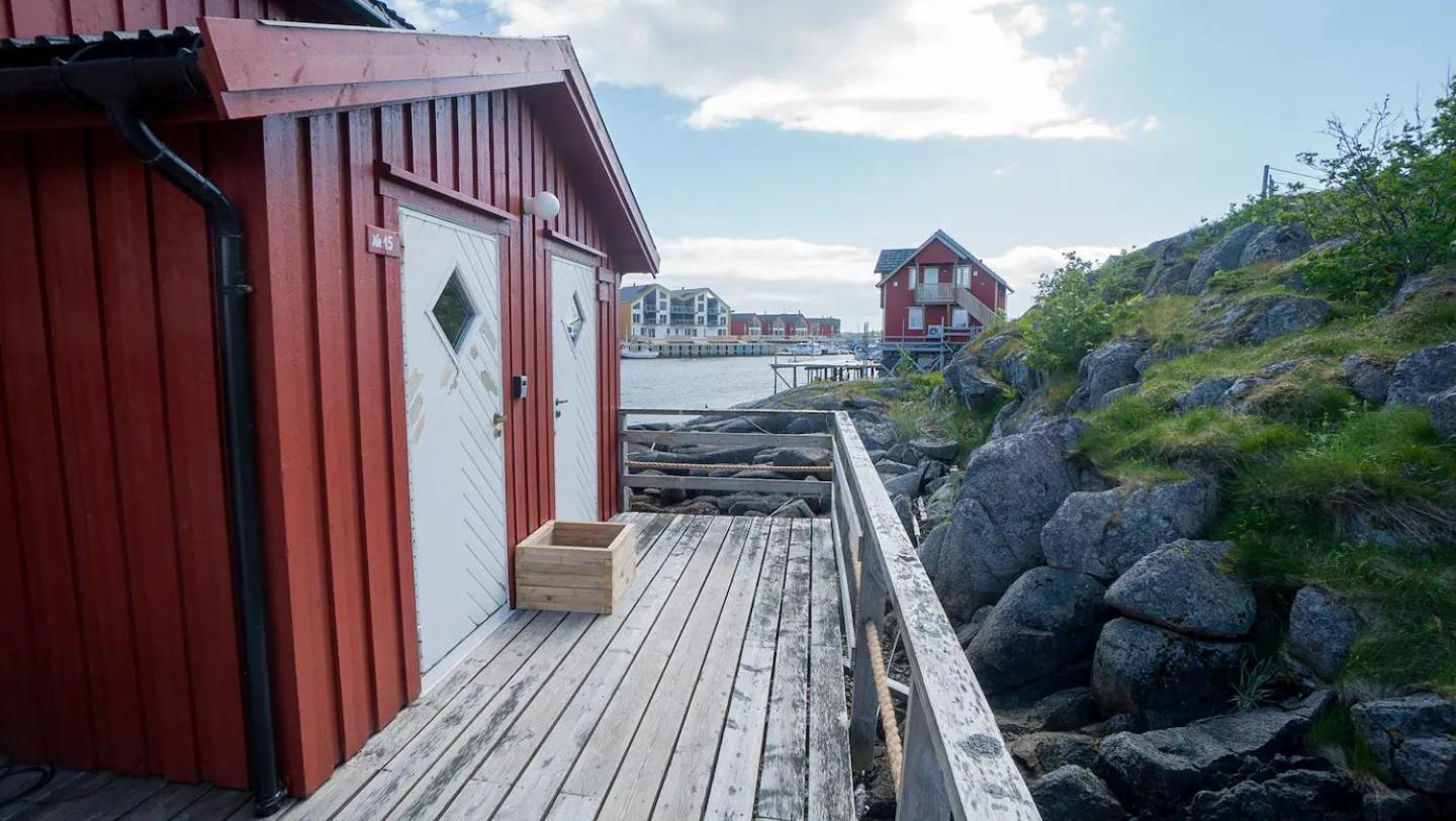 Real Fisherman'S Cabins In Ballstad, Lofoten Esterno foto
